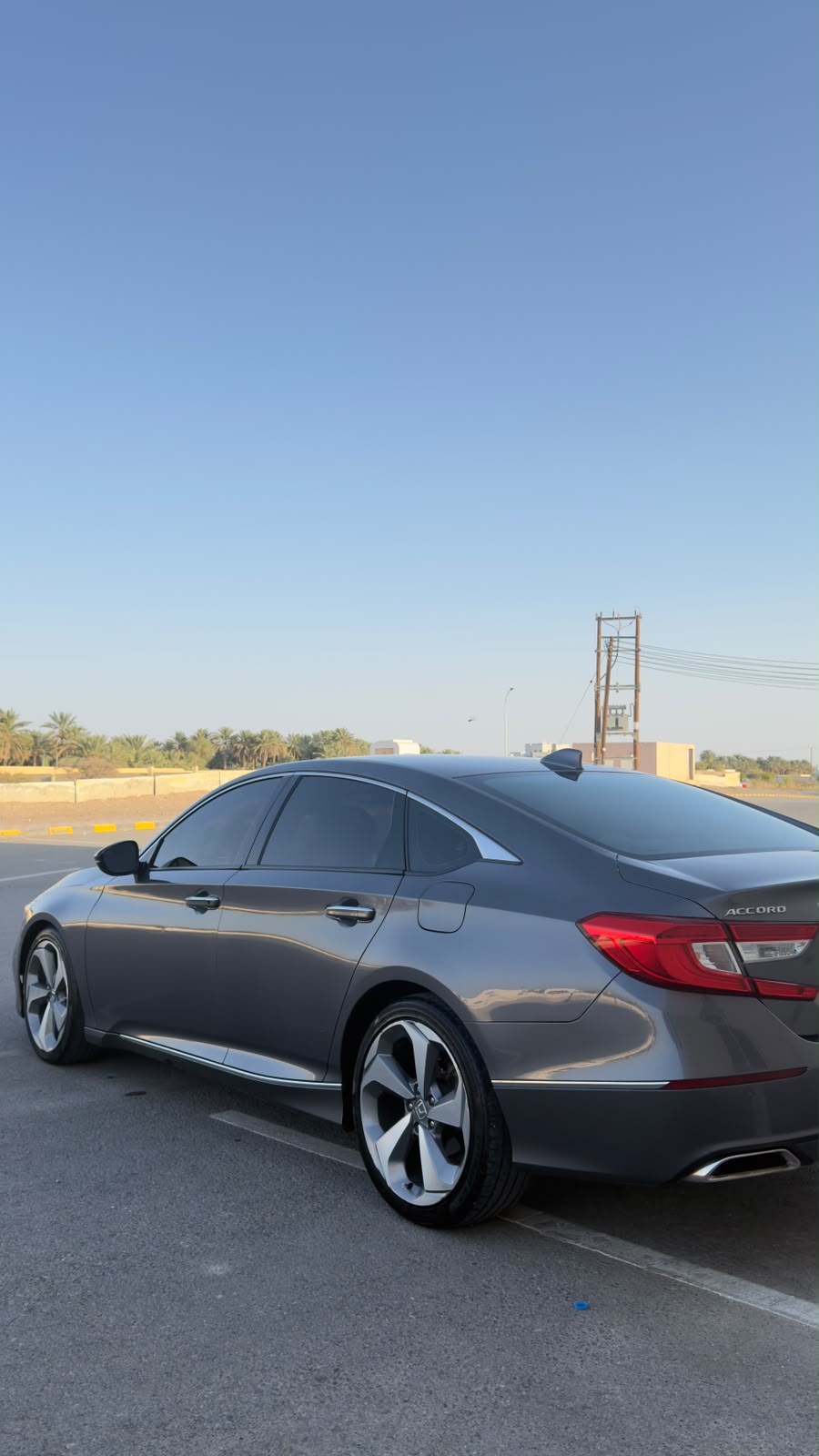 Car Image 2018 HONDA ACCORD TOURING