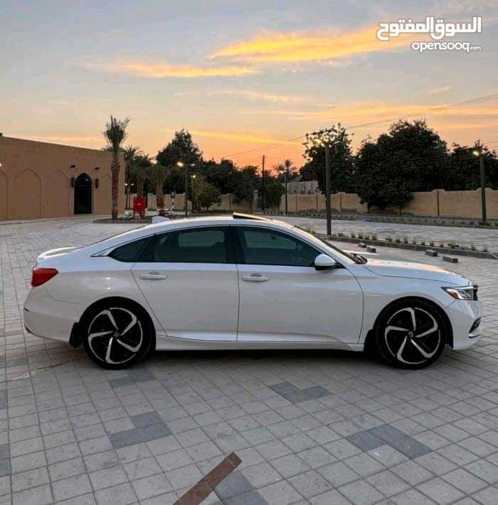 Car Image 2019 HONDA ACCORD SPORT