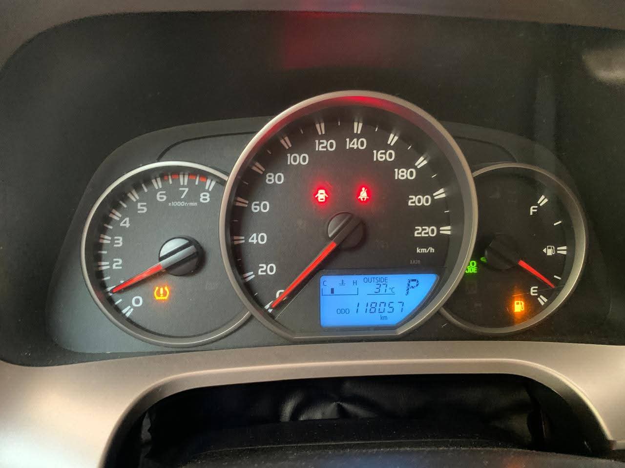 Car Image 2018 TOYOTA RAV4 