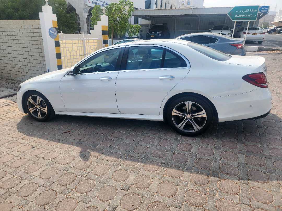 مرسيدس E Class 300 2017