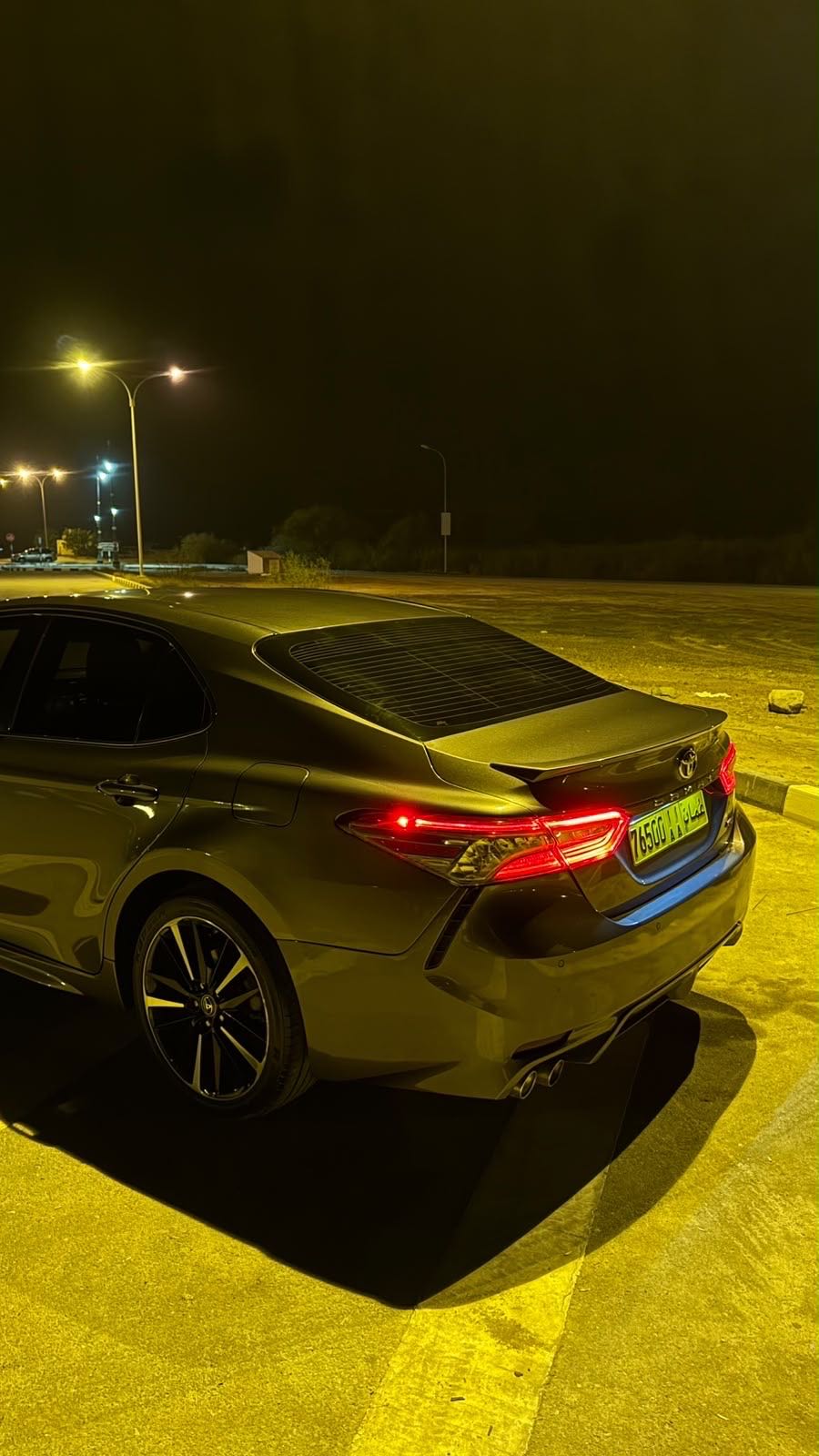 Car Image 2018 TOYOTA CAMRY XSE
