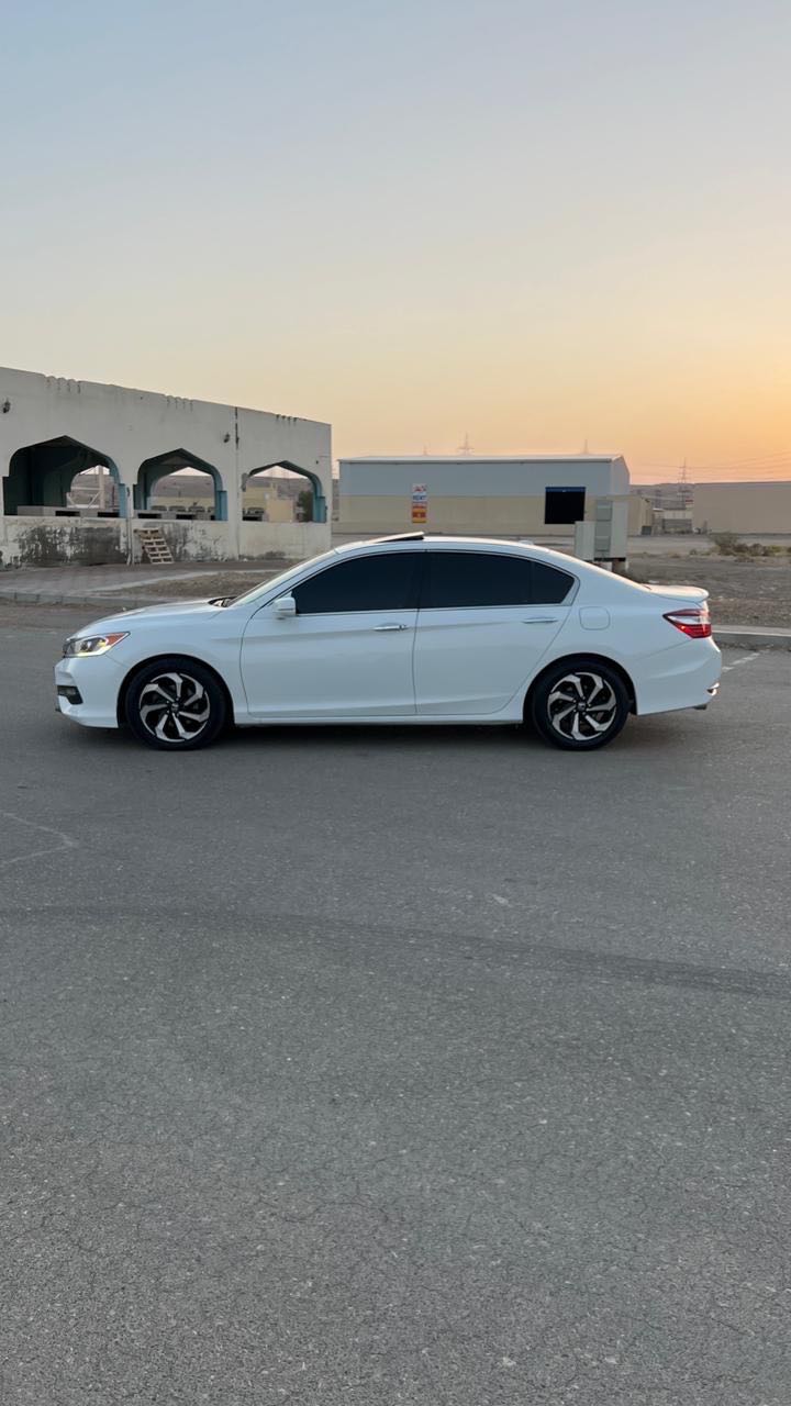 Car Image 2016 HONDA ACCORD EXL