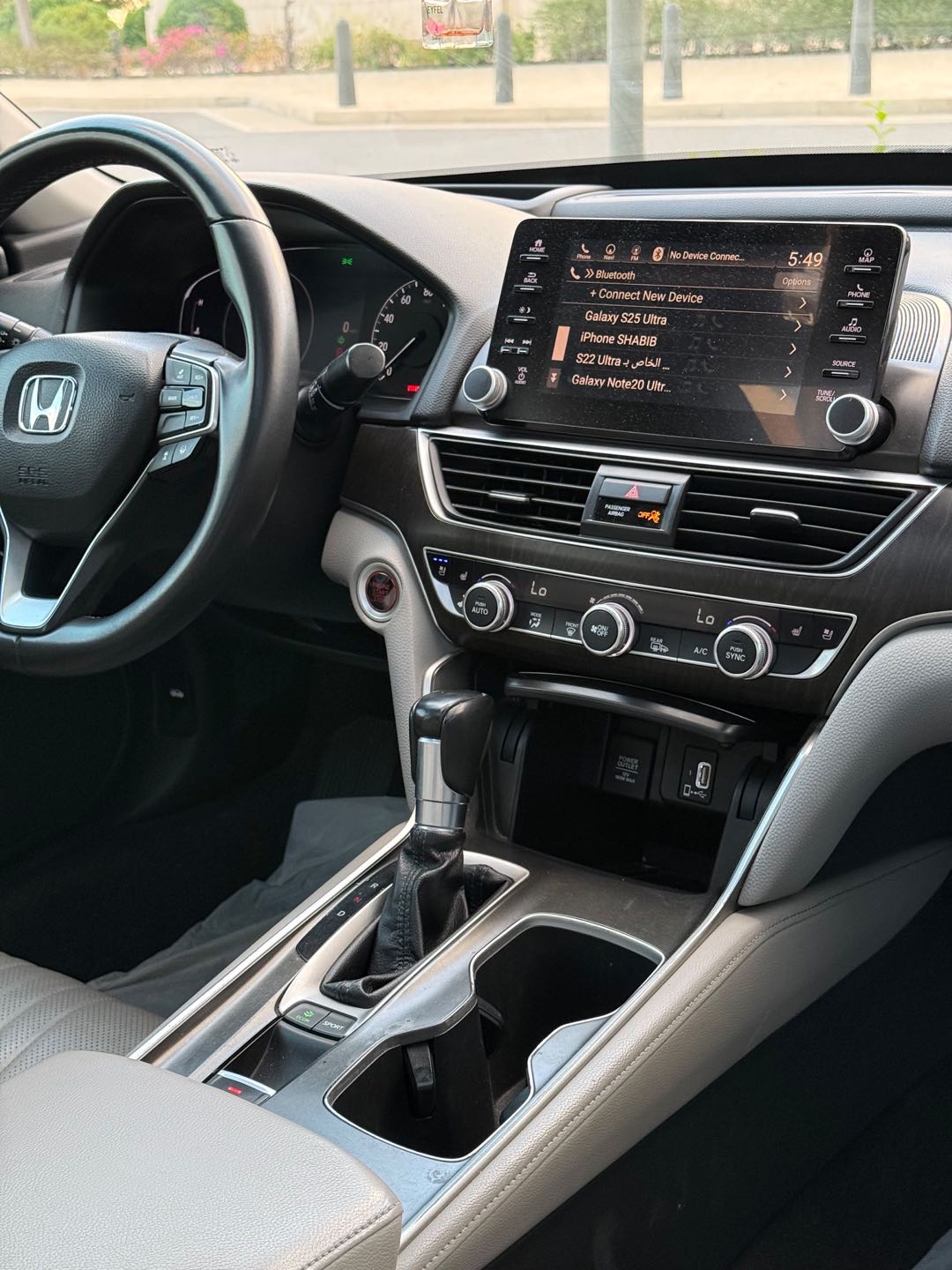 Car Image 2018 HONDA ACCORD TOURING