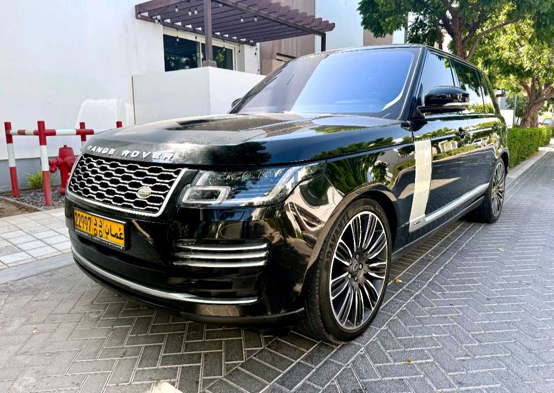 Car Image 2016 LAND ROVER VOGUE HSE