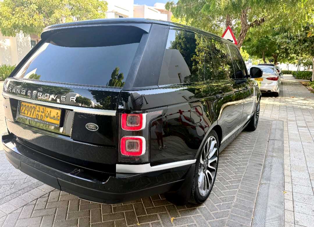 Car Image 2016 LAND ROVER VOGUE HSE