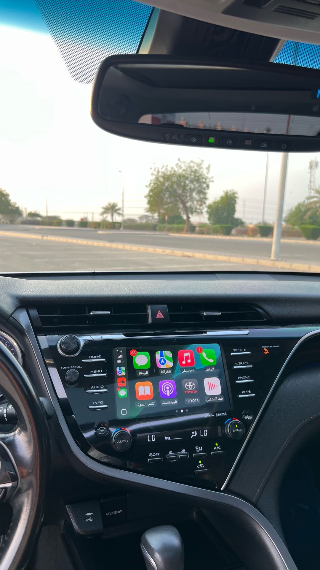 Car Image 2018 TOYOTA CAMRY XLE