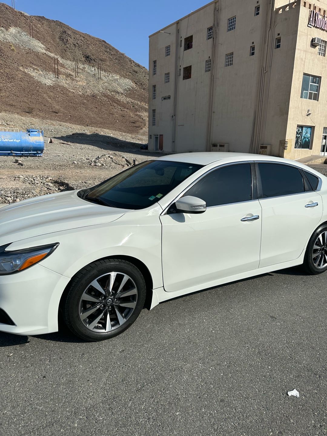 Car Image 2018 NISSAN ALTIMA SL