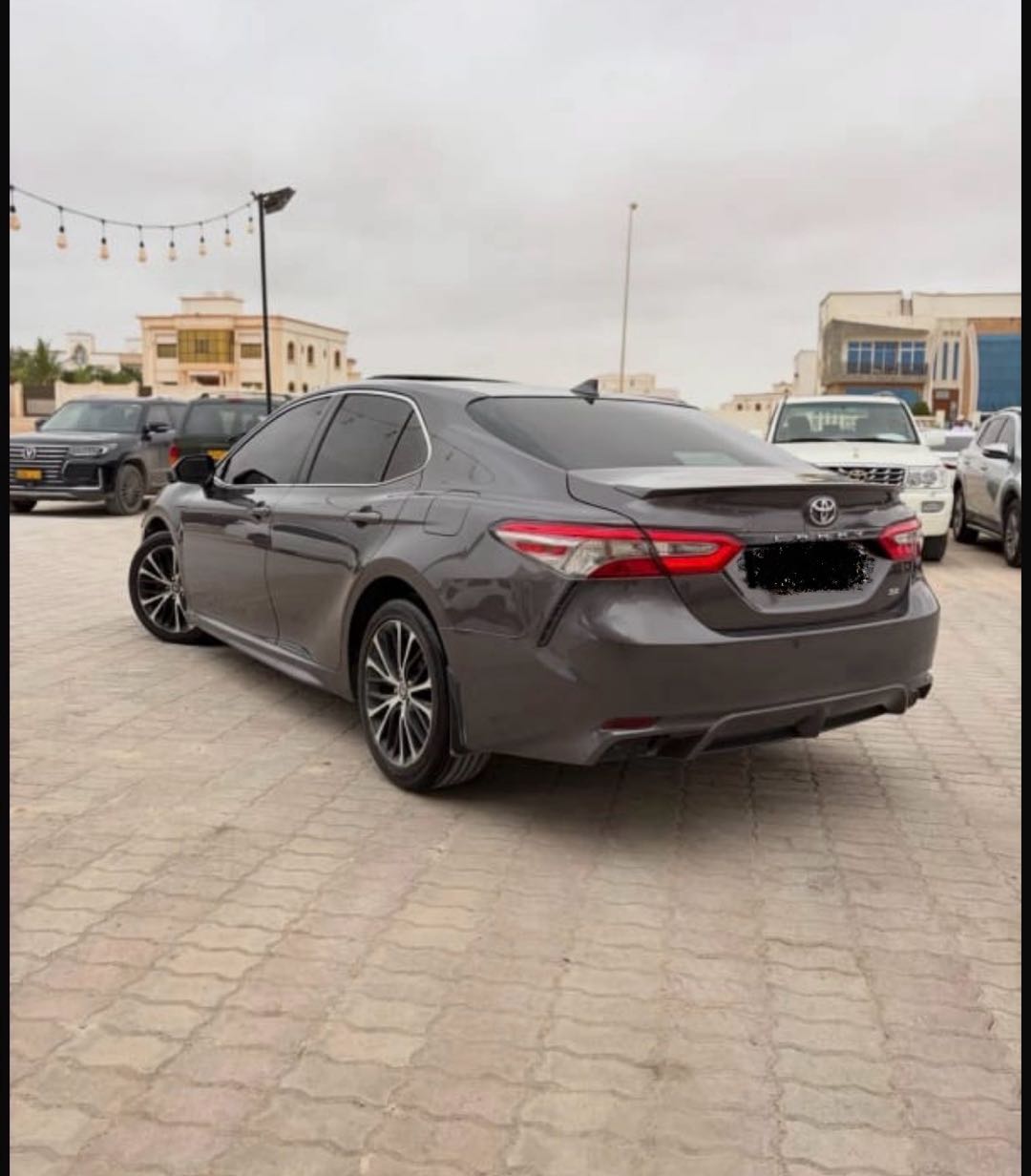 Car Image 2019 TOYOTA CAMRY SE
