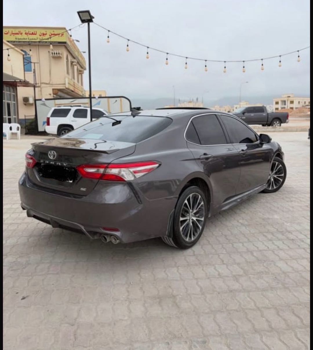 Car Image 2019 TOYOTA CAMRY SE