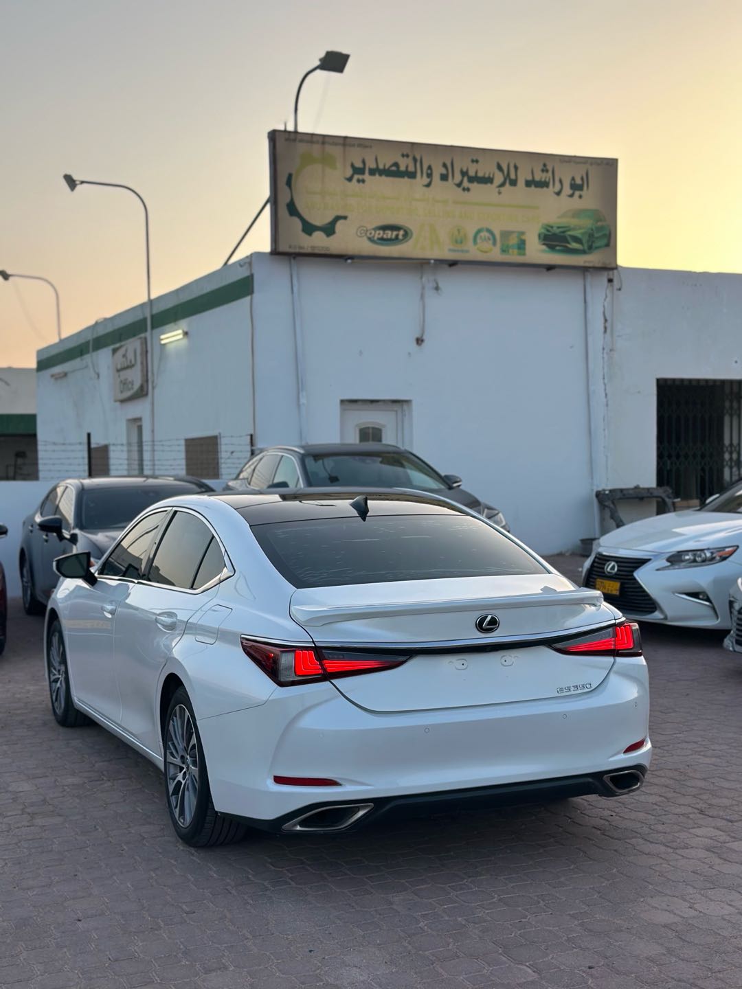 Car Image 2019 LEXUS ES Ultra Luxury