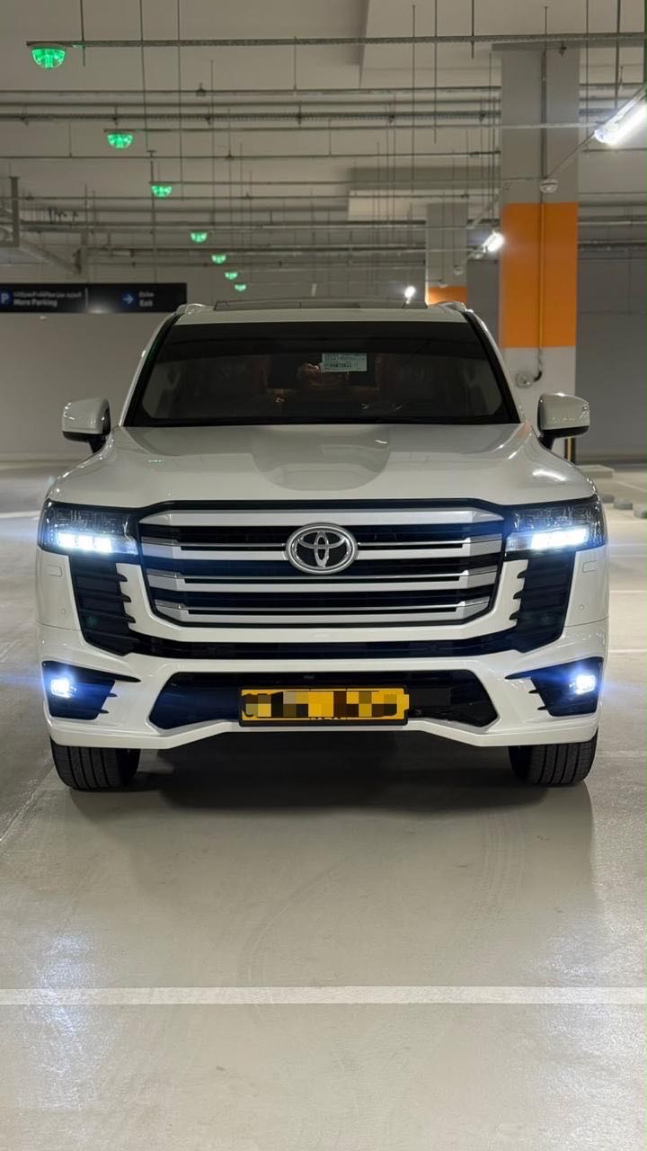 Car Image 2024 TOYOTA LAND CRUISER GX.R