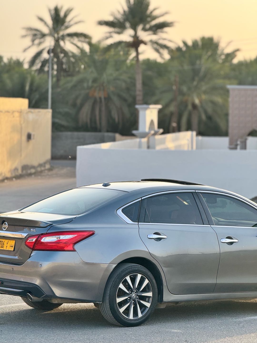 Car Image 2017 NISSAN ALTIMA SL