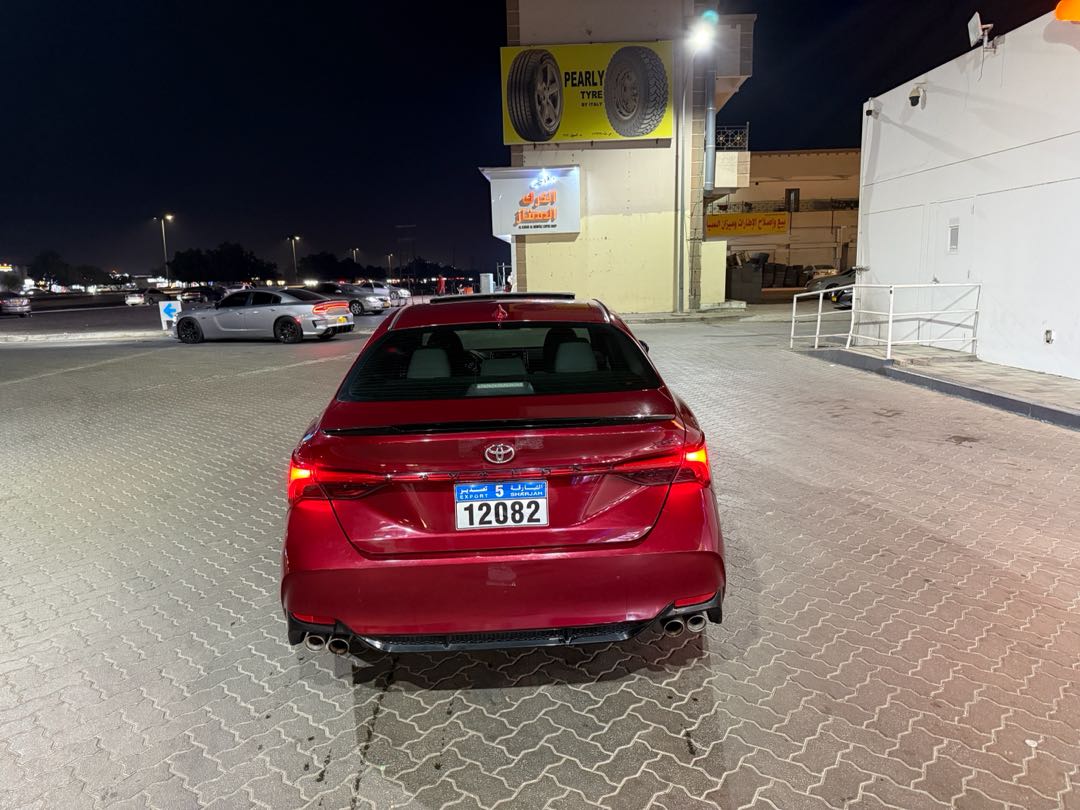 Car Image 2019 TOYOTA AVALON XSE