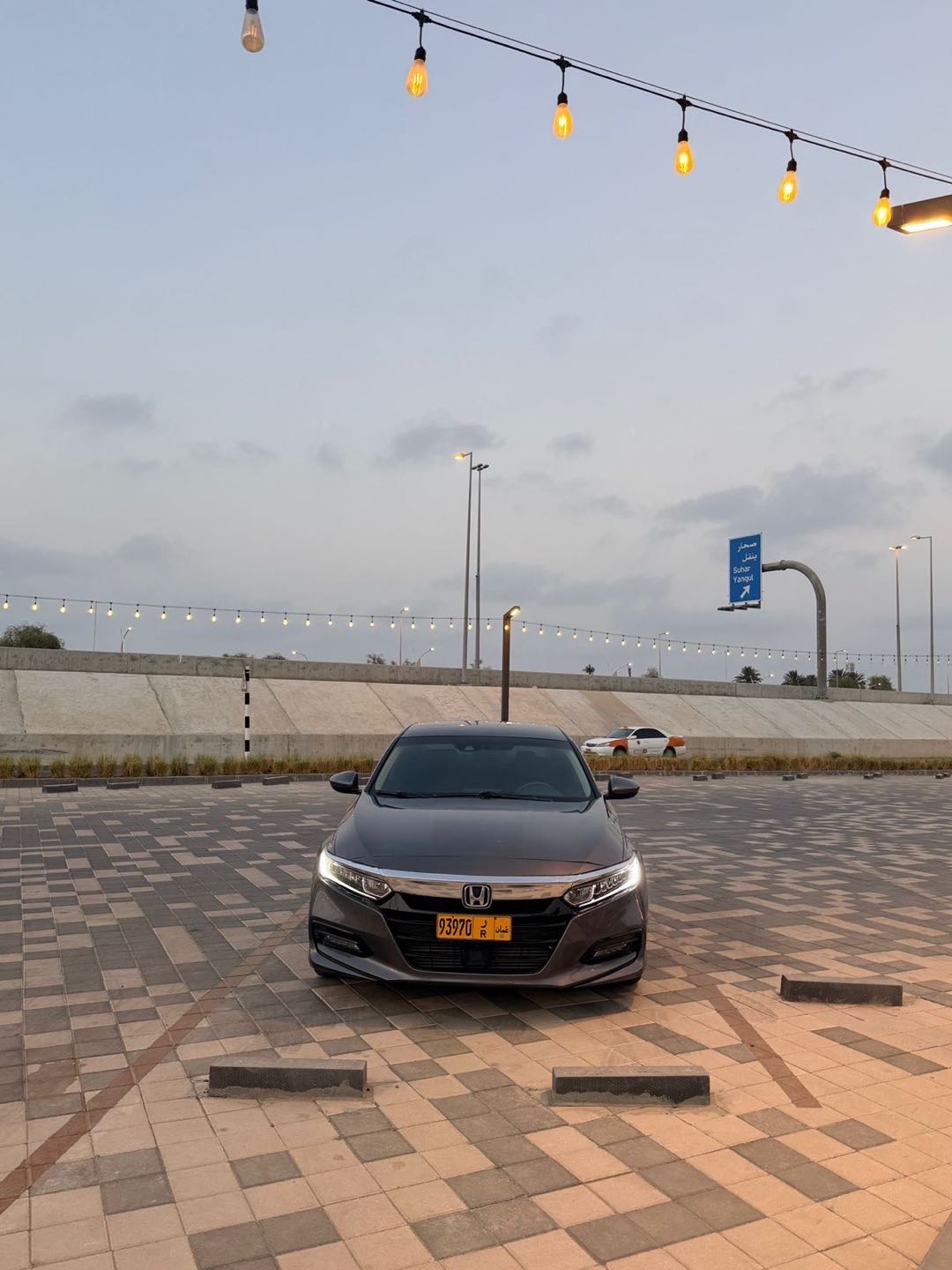 Car Image 2019 HONDA ACCORD LX