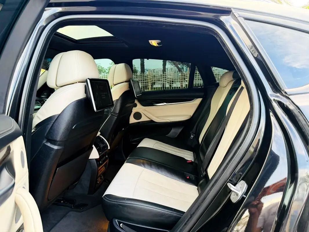 Car Image 2015 BMW X6 50