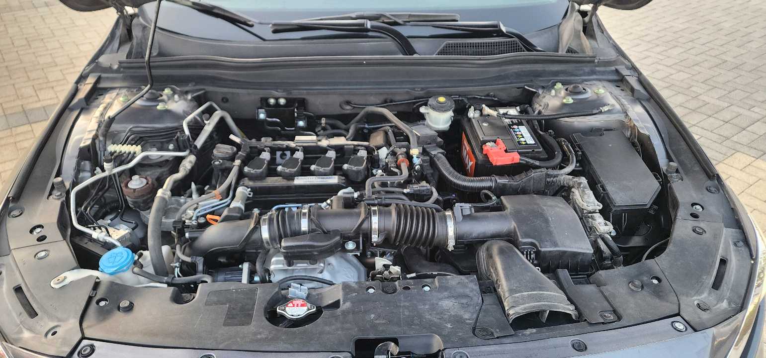 Car Image 2020 HONDA ACCORD EXL