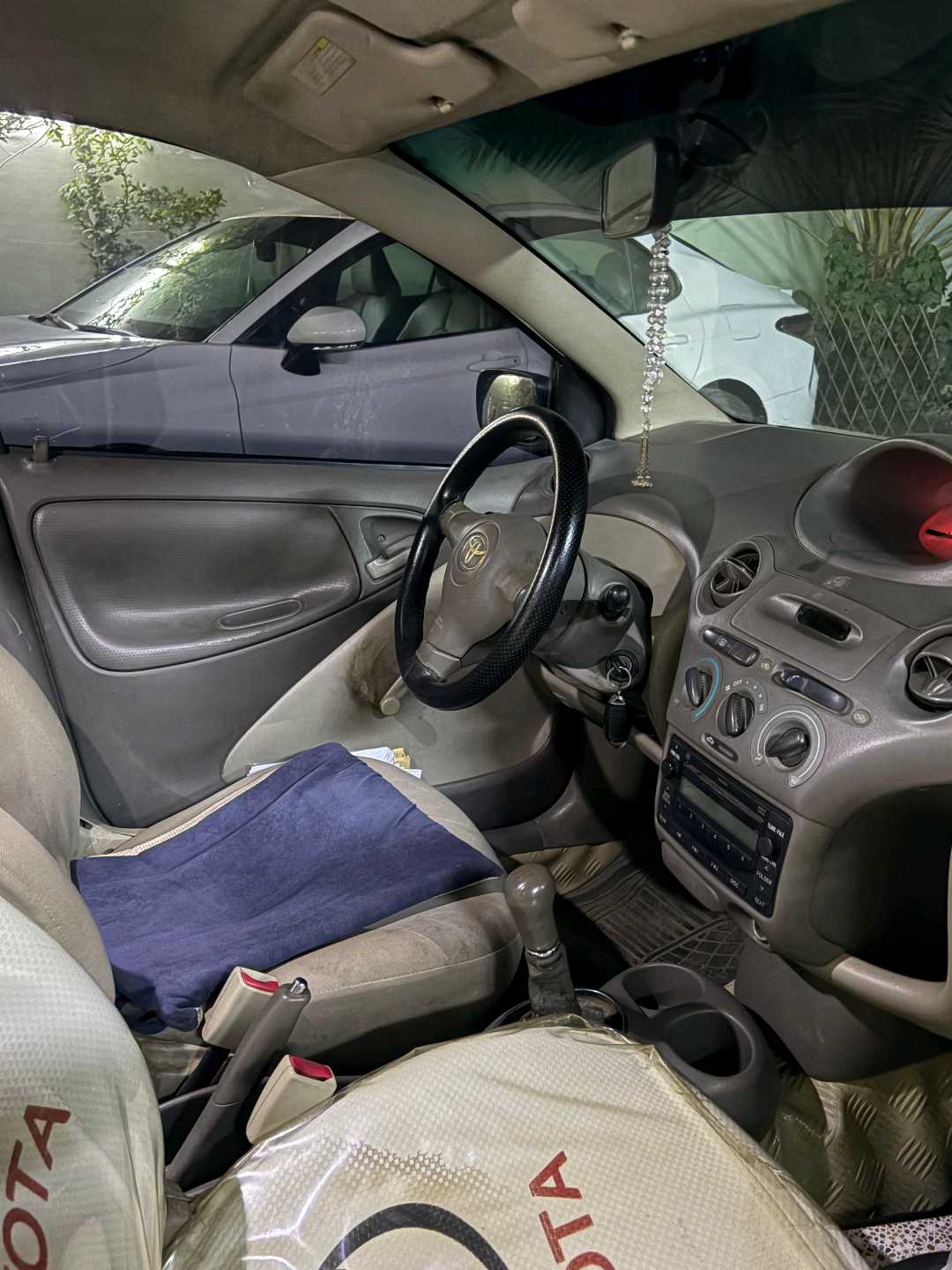 Car Image 2005 TOYOTA ECHO 
