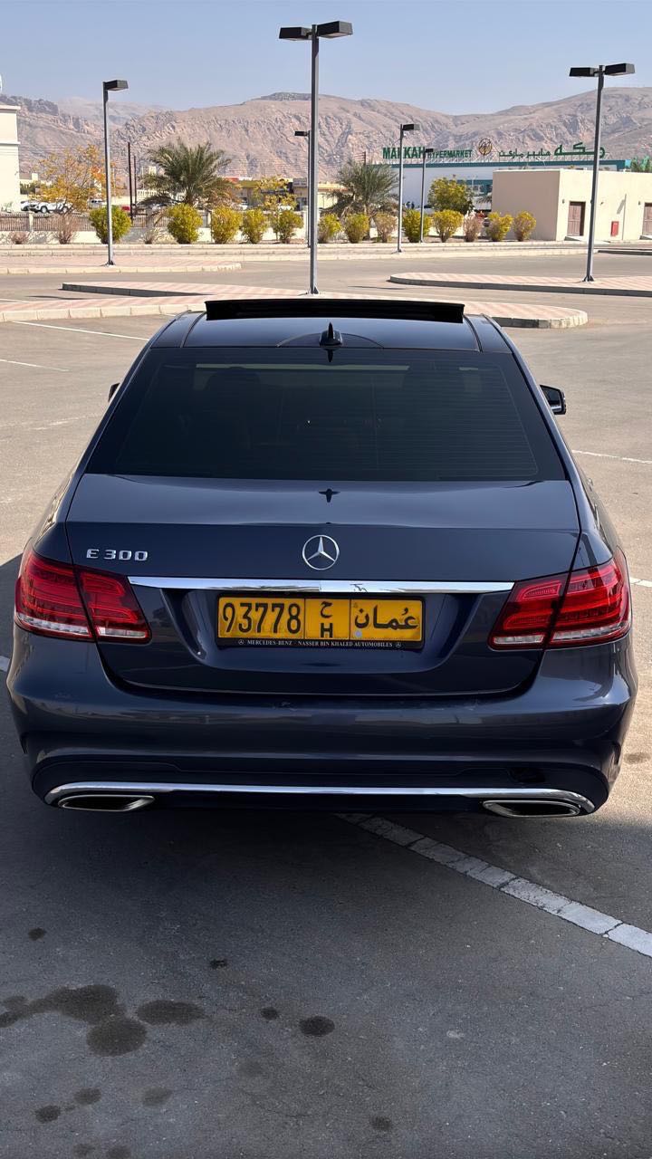 Car Image 2014 MERCEDES E Class 300