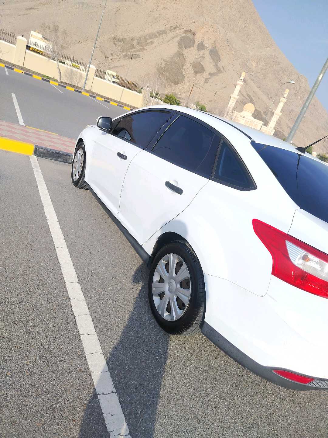 Car Image 2012 FORD FOCUS 