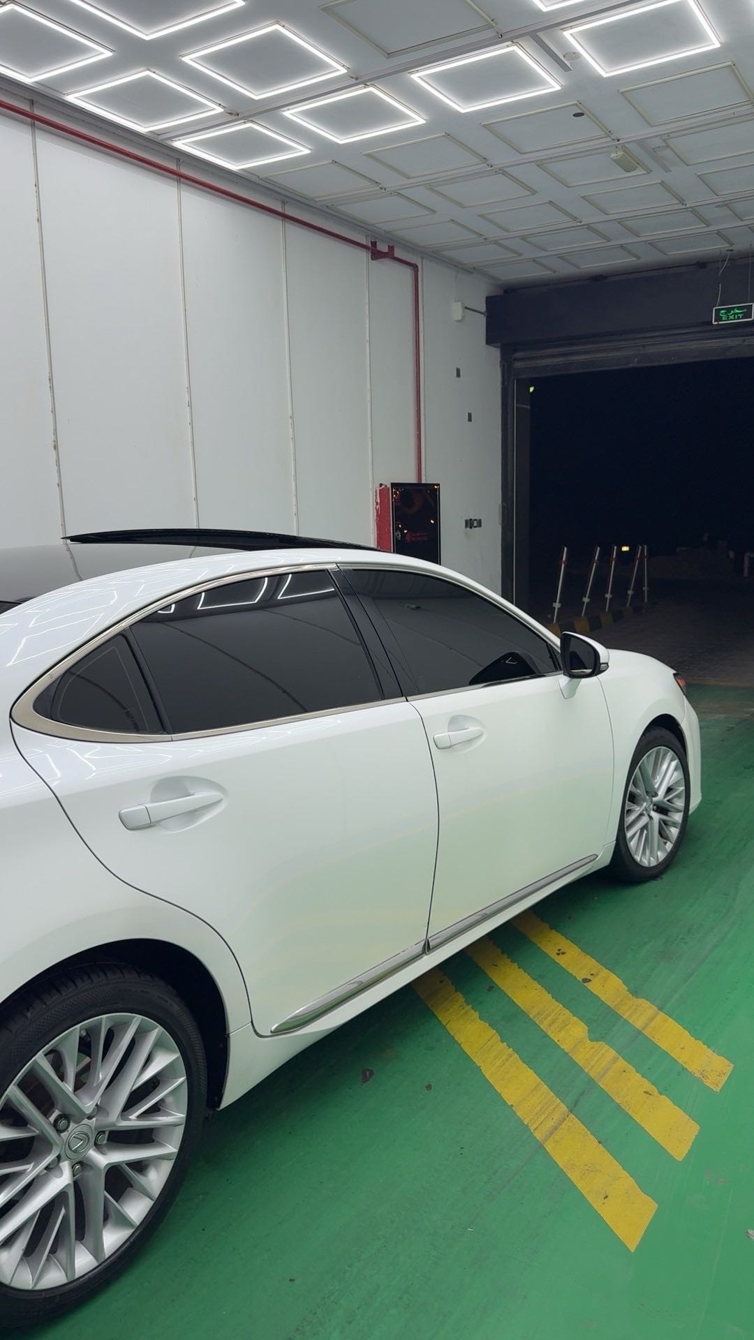 Car Image 2017 LEXUS ES 350