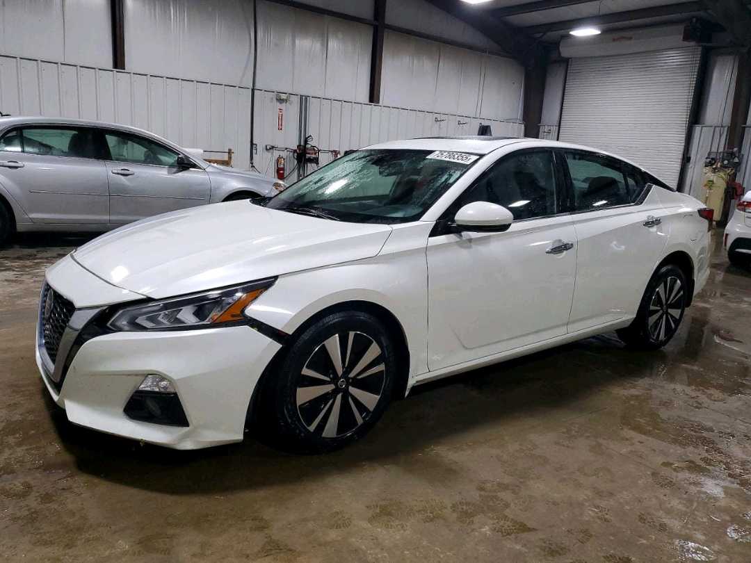 Car Image 2020 NISSAN ALTIMA SL