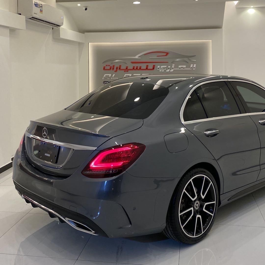 Car Image 2019 MERCEDES C Class 300
