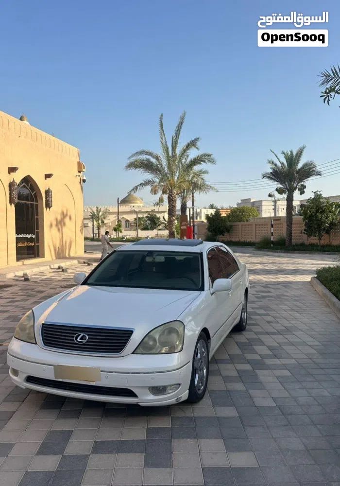 Car Image 2002 LEXUS LS 430