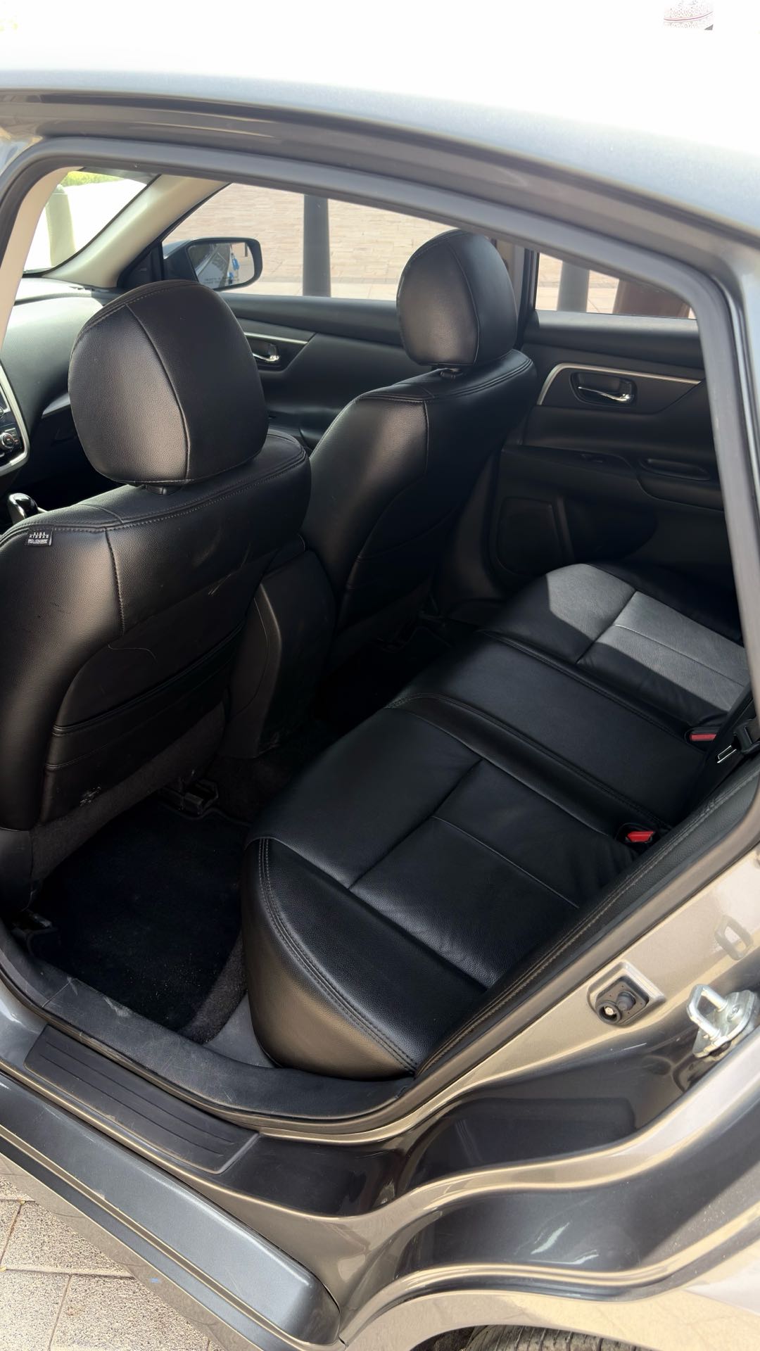 Car Image 2018 NISSAN ALTIMA SV