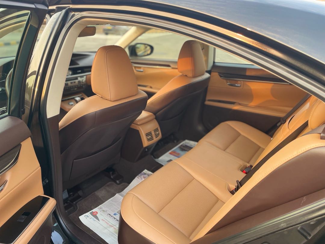 Car Image 2018 LEXUS ES 350