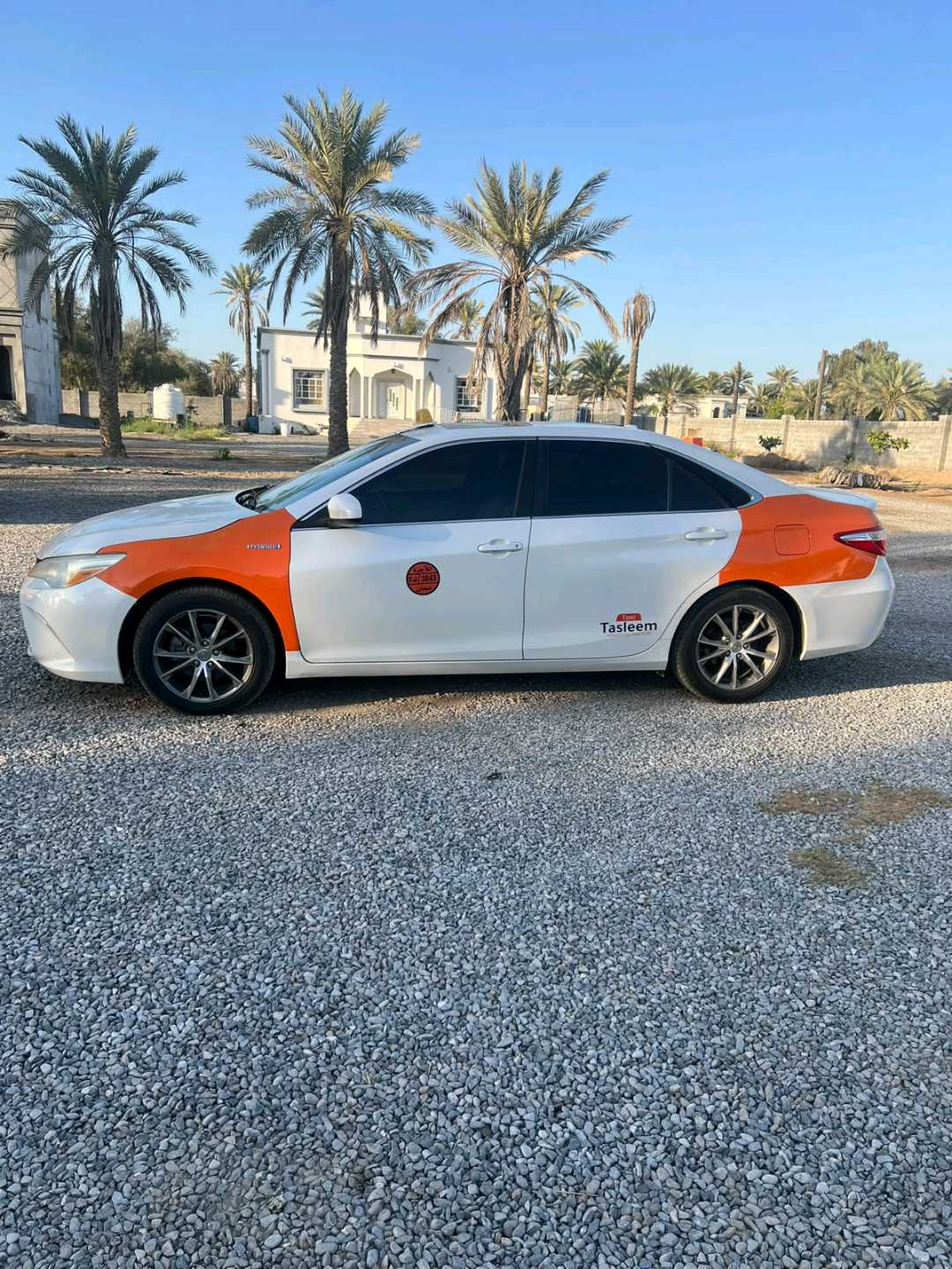 Car Image 2015 TOYOTA CAMRY SE