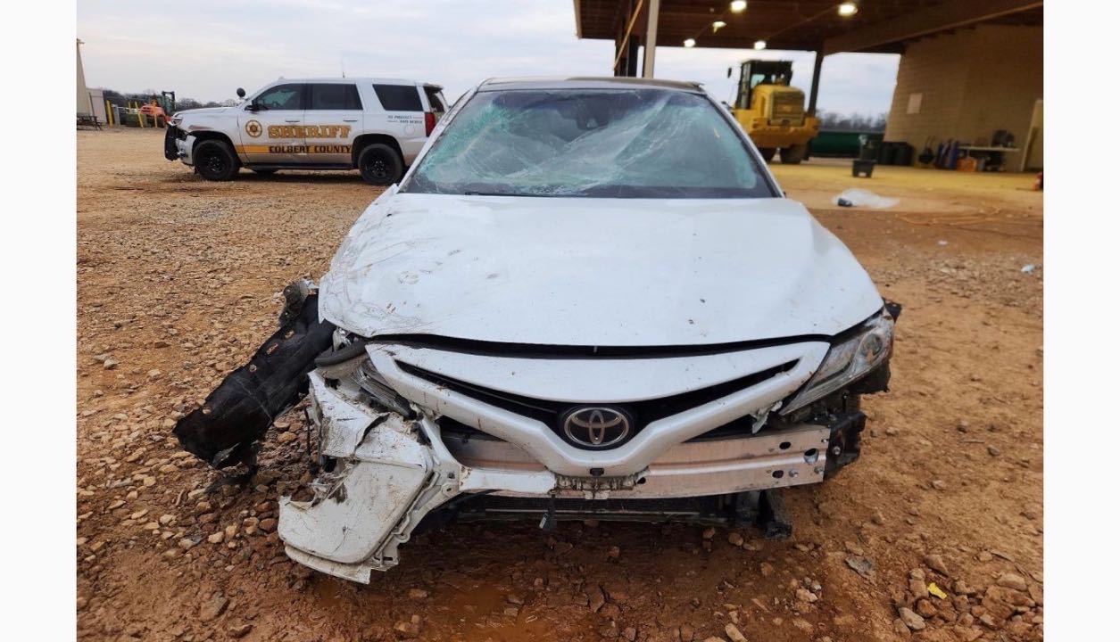 Car Image 2018 TOYOTA CAMRY XSE
