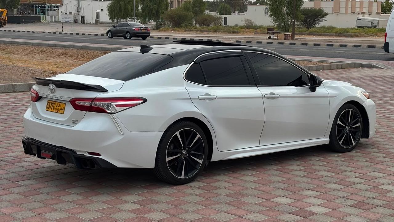 Car Image 2020 TOYOTA CAMRY XSE