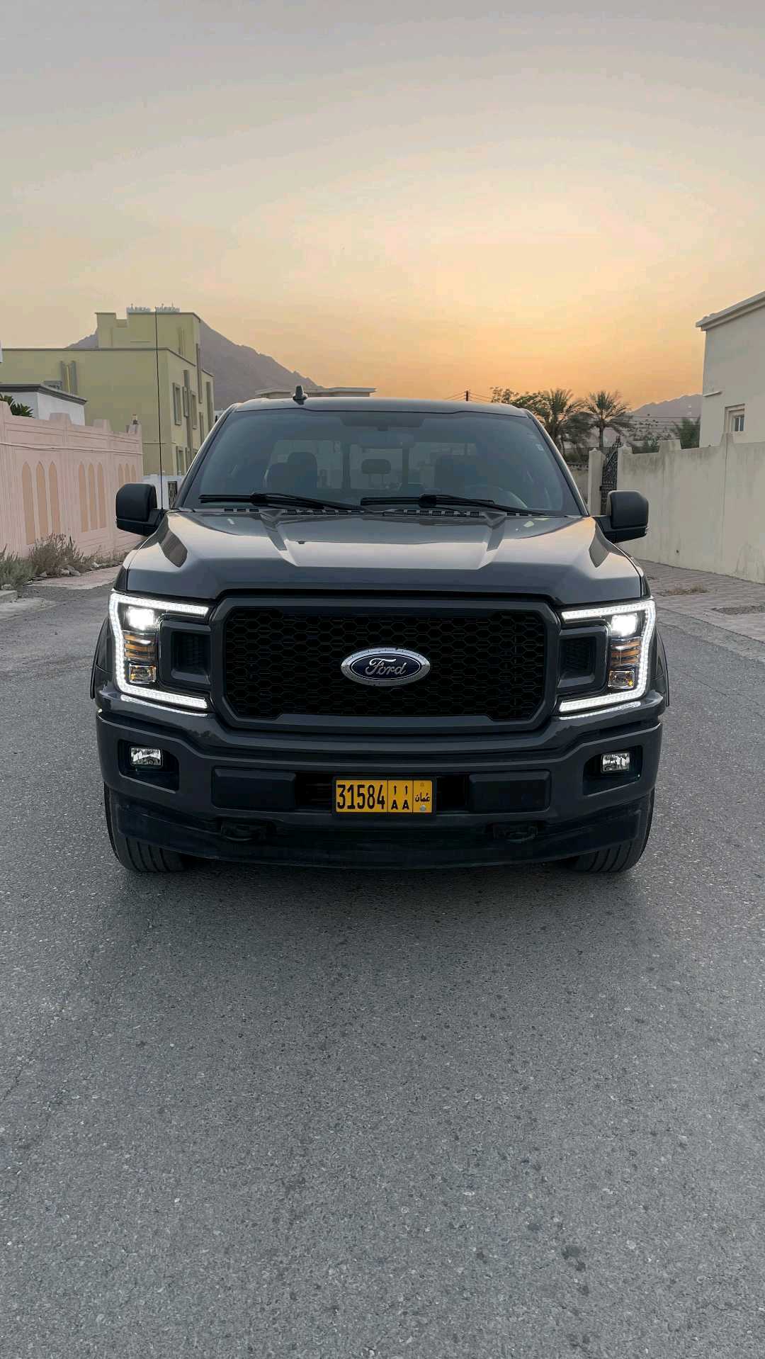 Car Image 2018 FORD F-150 XLT