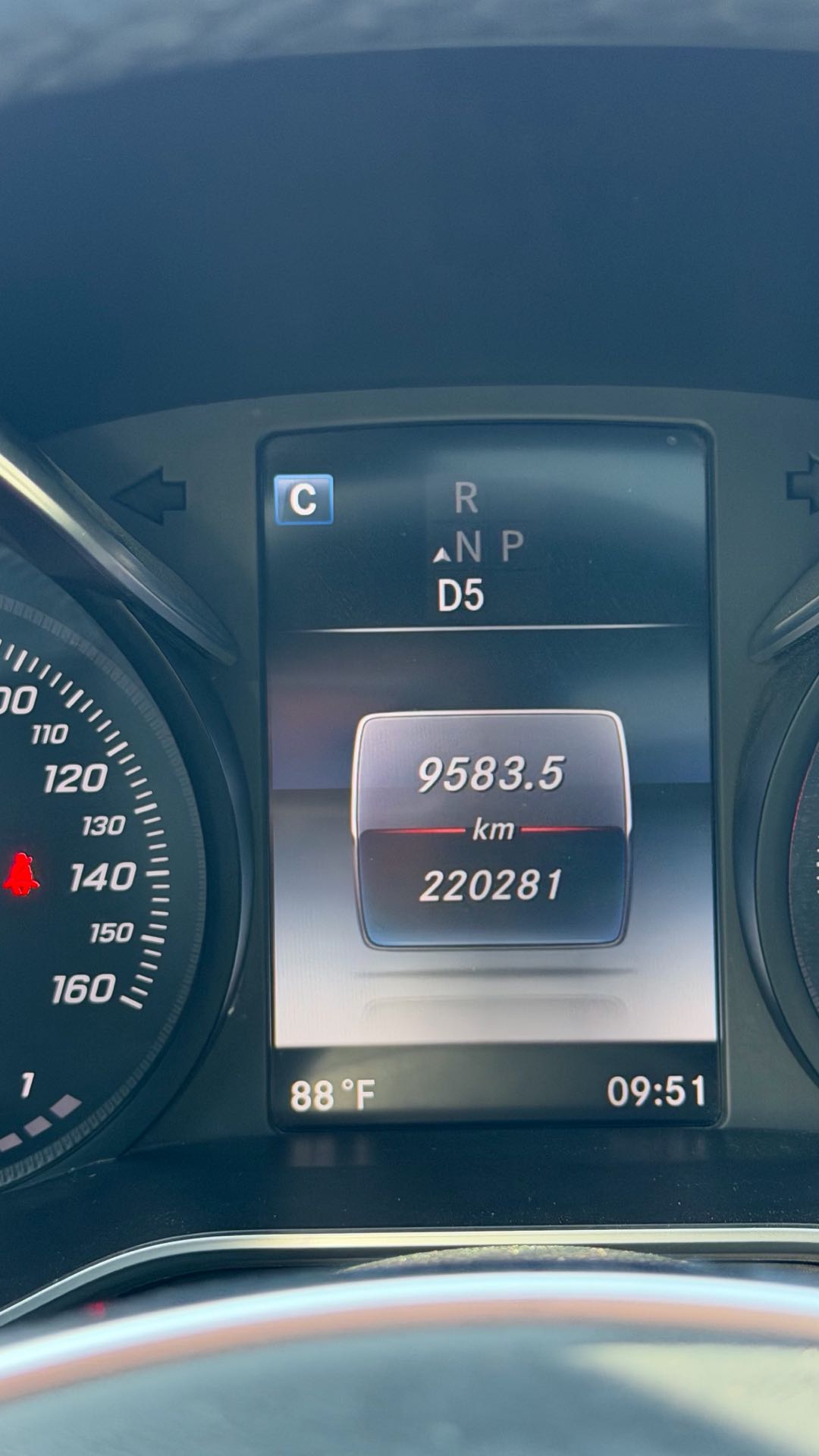Car Image 2017 MERCEDES C Class 300