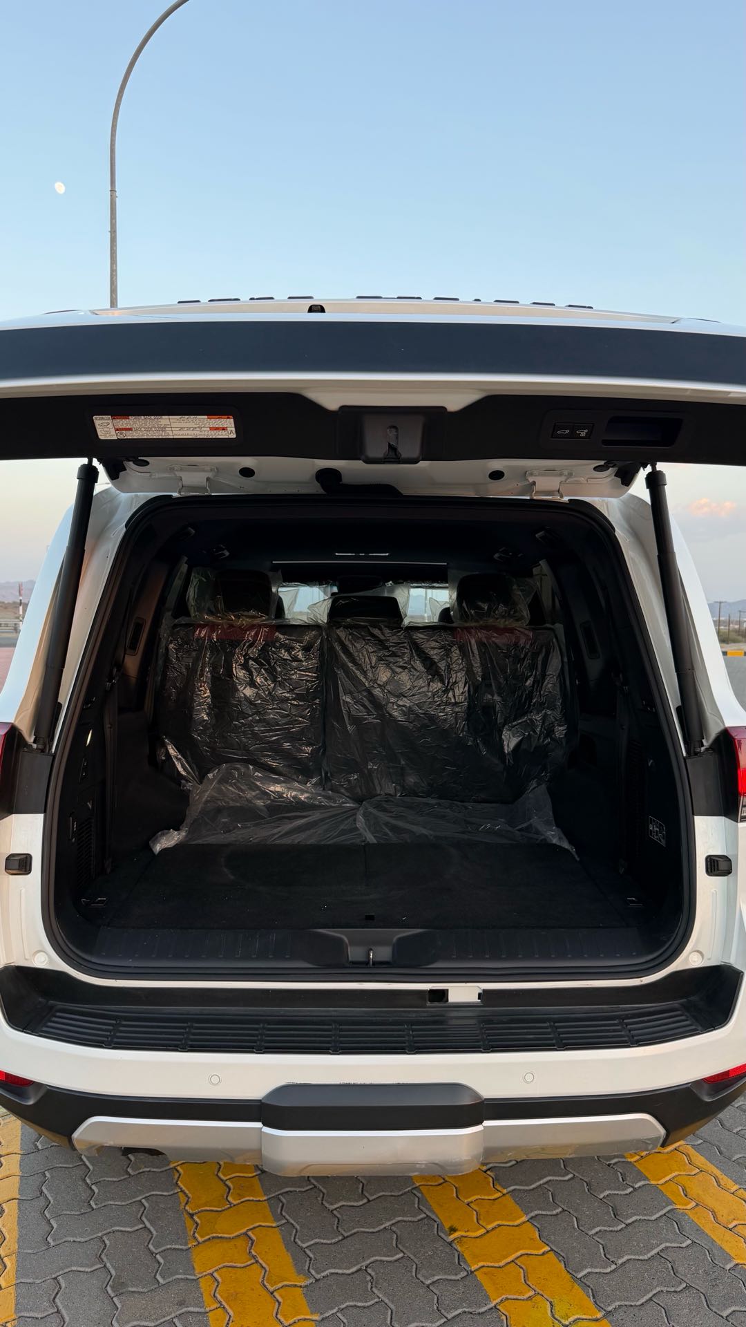 Car Image 2022 TOYOTA LAND CRUISER G.R