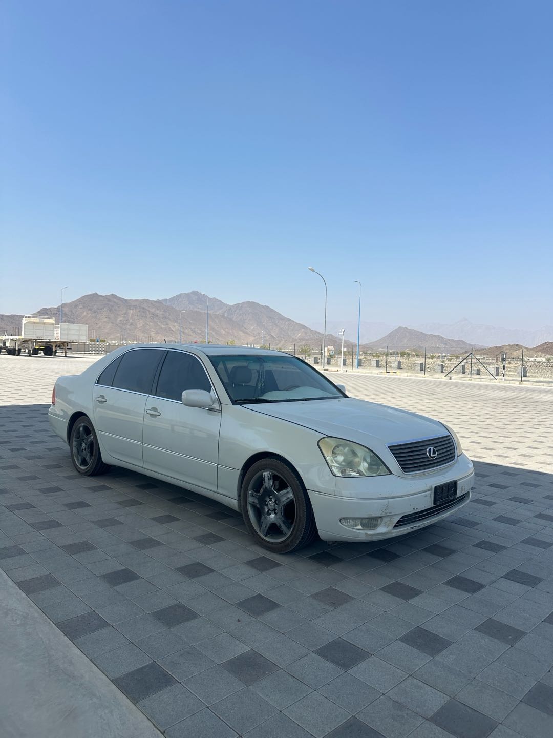 Car Image 2002 LEXUS LS 430