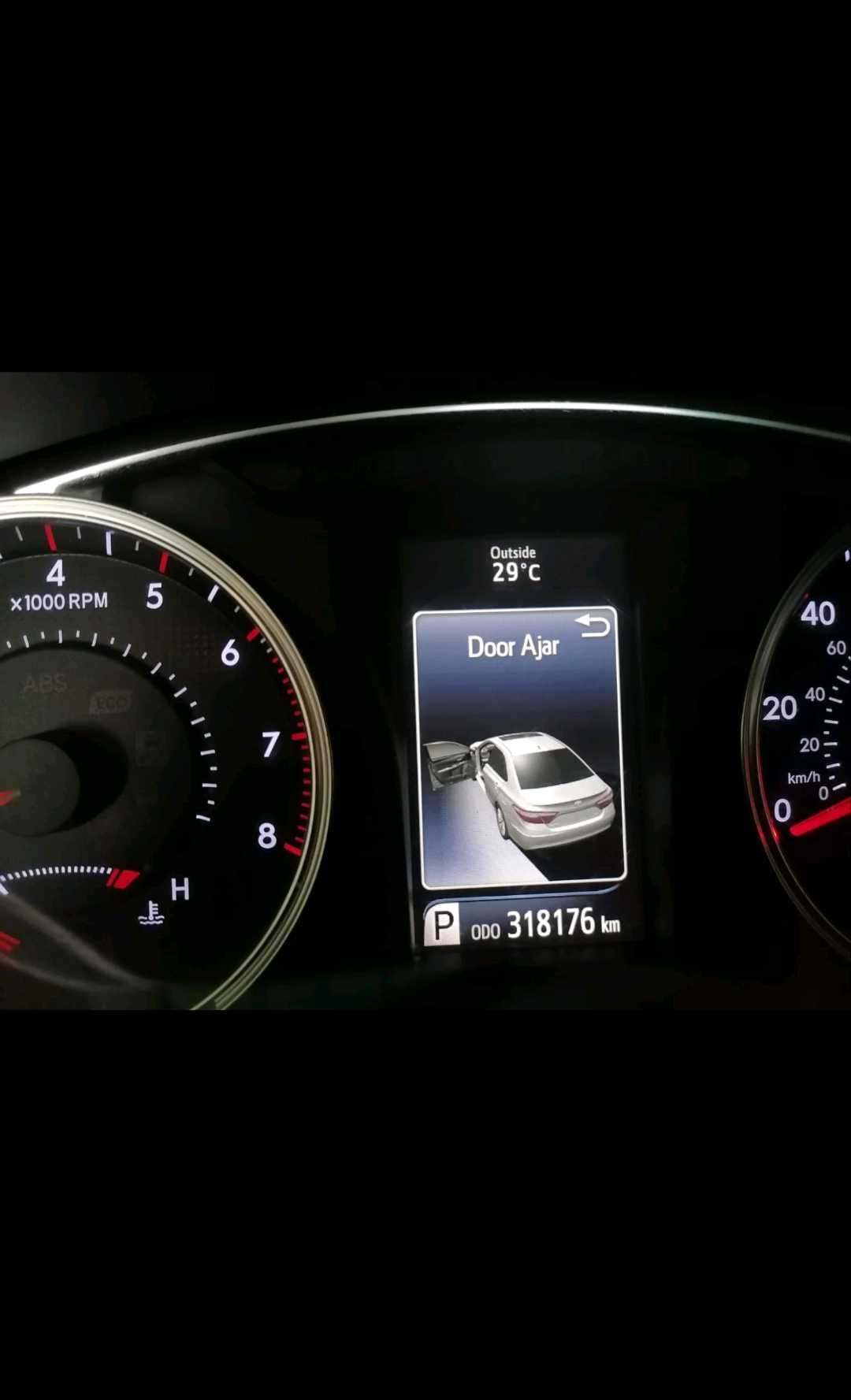 Car Image 2017 TOYOTA CAMRY SE