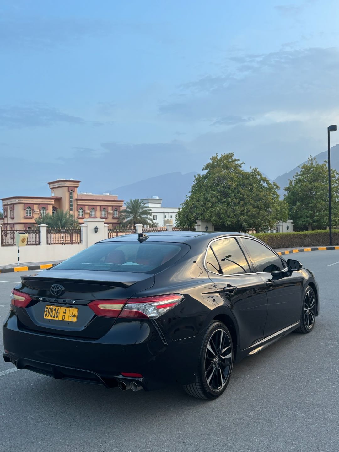 Car Image 2019 TOYOTA CAMRY XSE