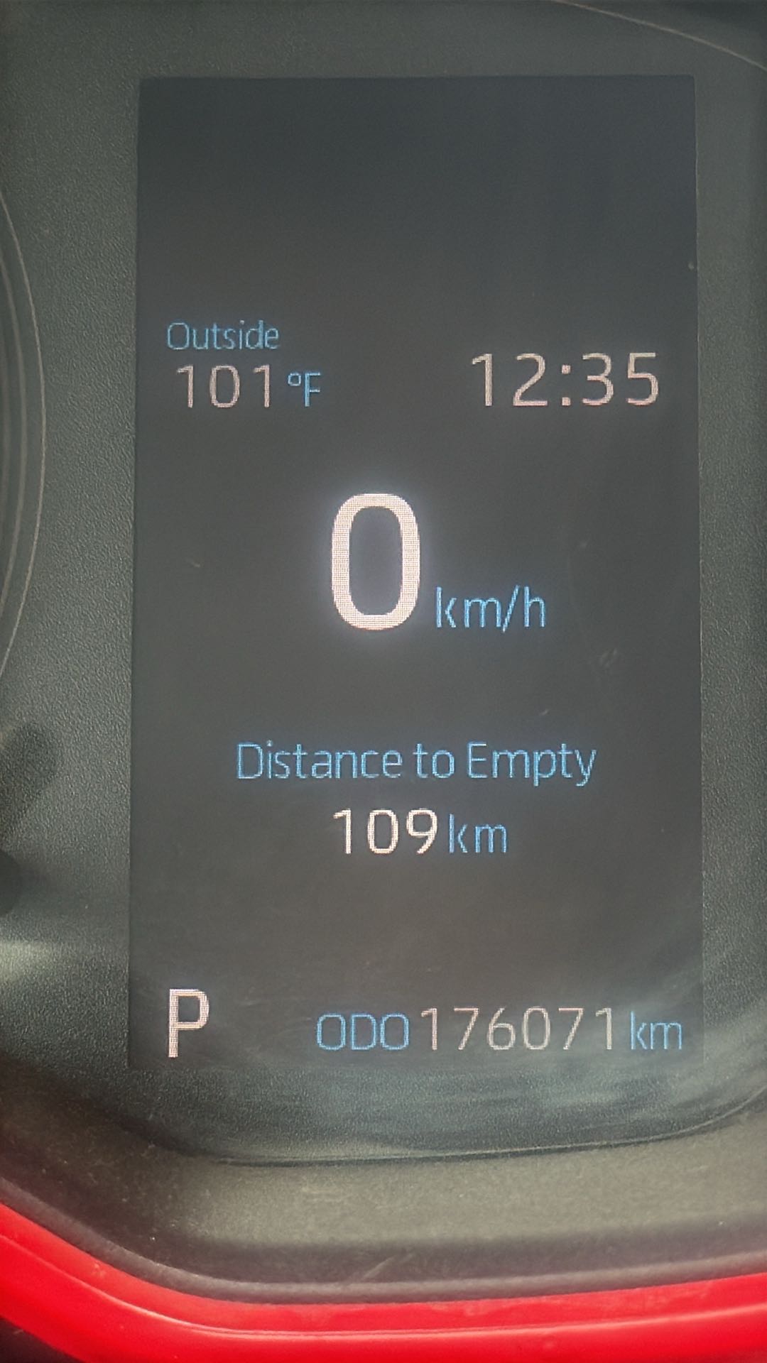 Car Image 2019 TOYOTA COROLLA SE