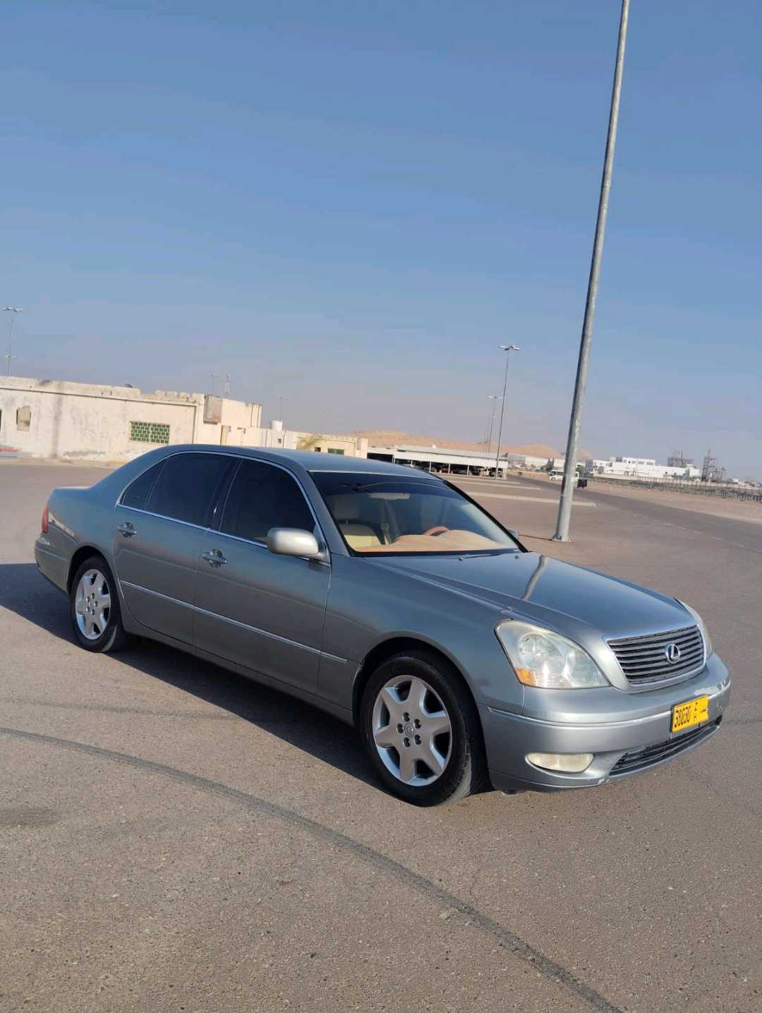 Car Image 2002 LEXUS LS 430