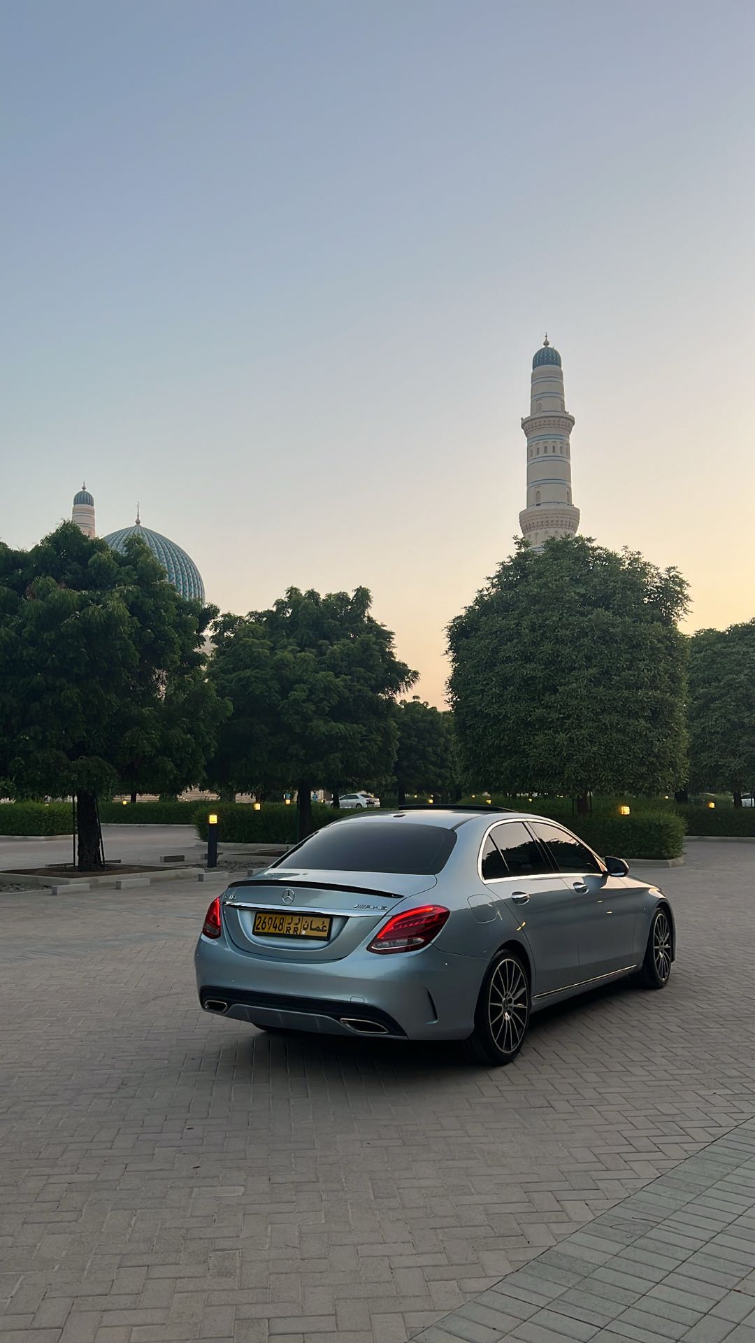 Car Image 2018 MERCEDES C Class 300