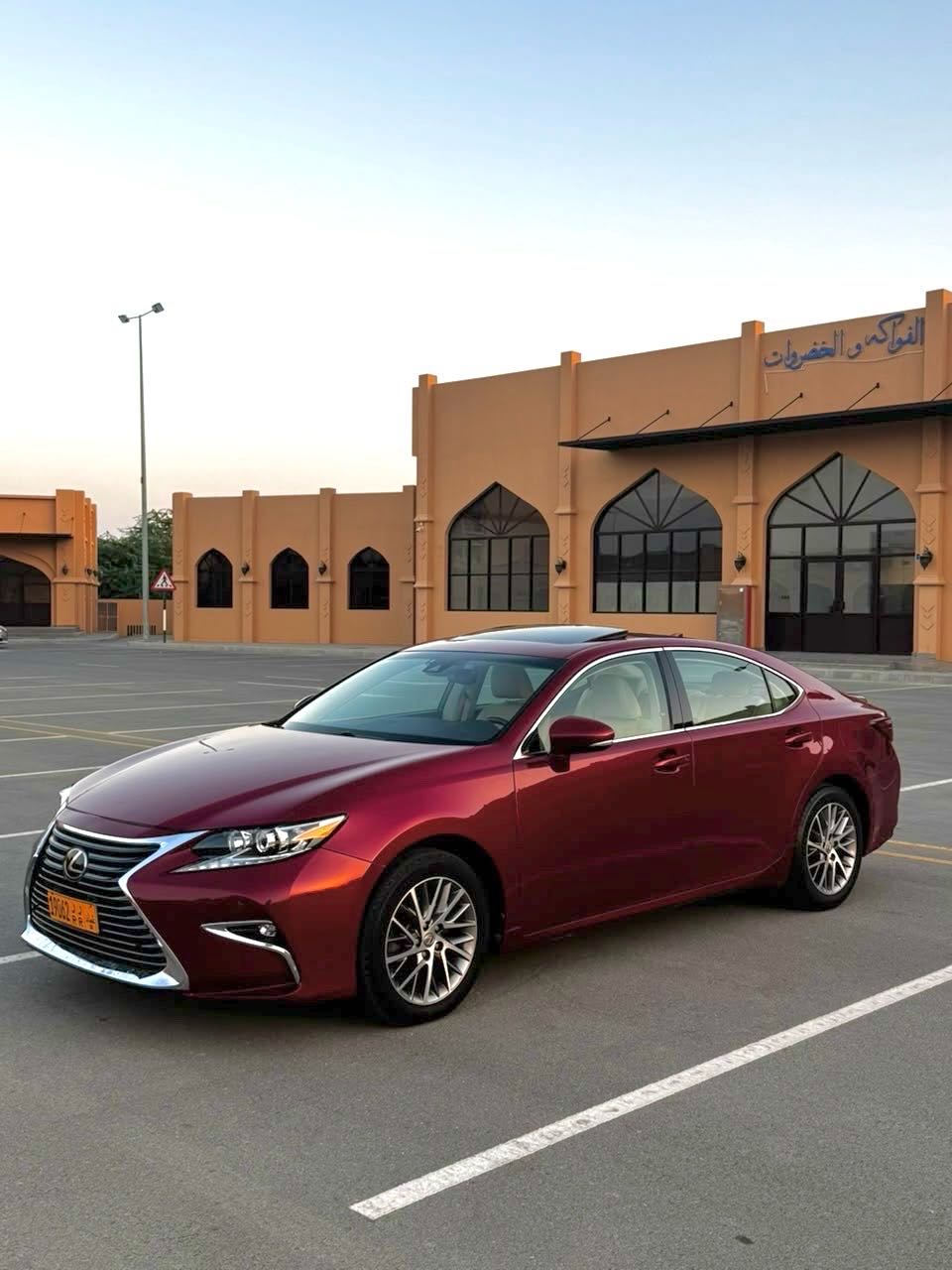 Car Image 2018 LEXUS ES 350