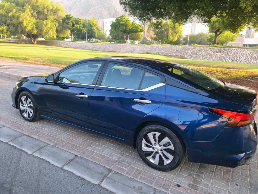 Car Image 2022 NISSAN ALTIMA S