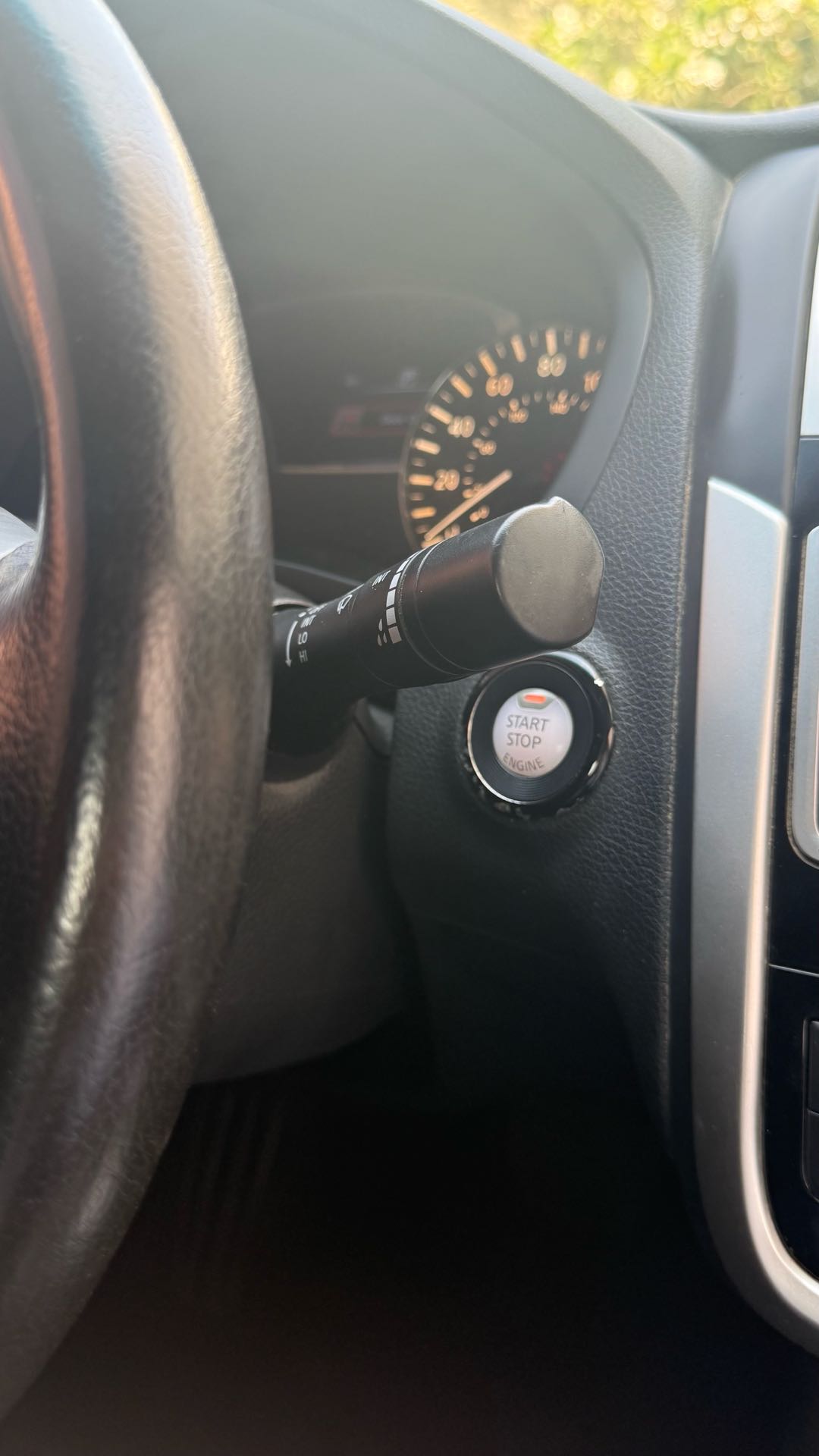 Car Image 2018 NISSAN ALTIMA SV