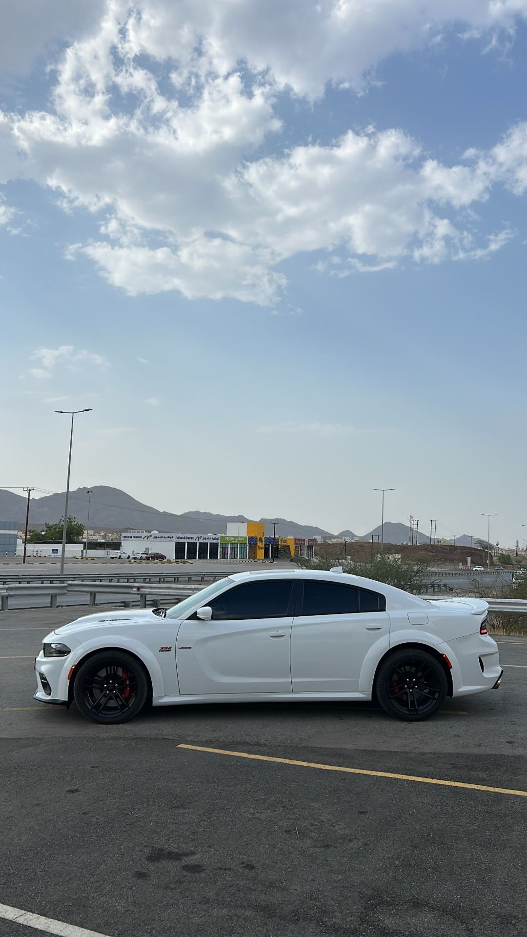 Car Image 2020 DODGE CHARGER SCAT PACK