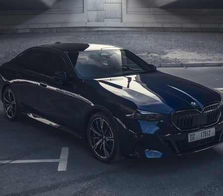 بي أم دبليو 5 SERIES 2025