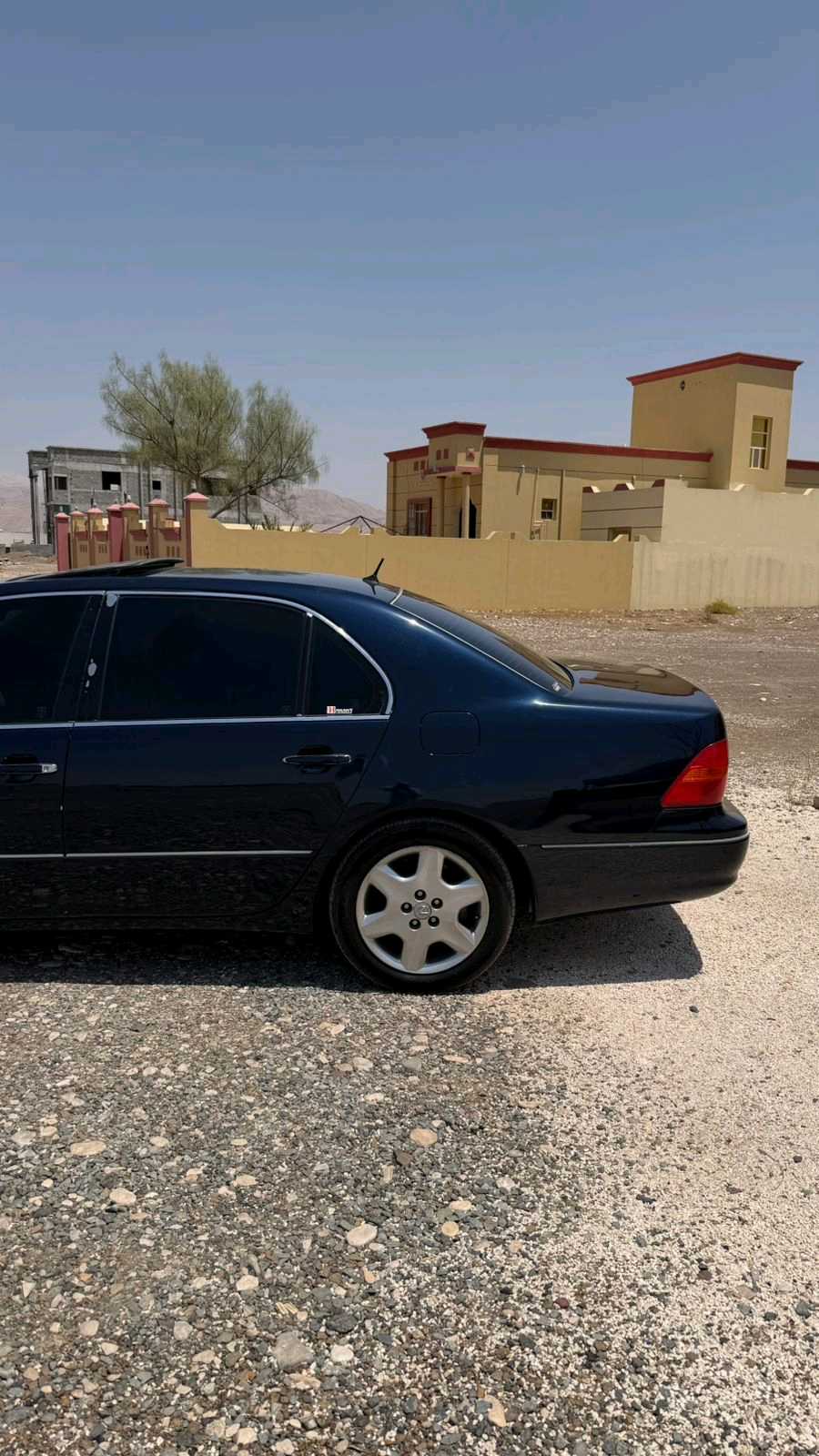 Car Image 2002 LEXUS LS 430