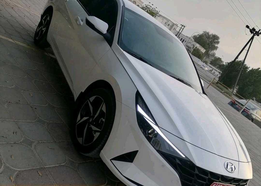 HYUNDAI ELANTRA 2024