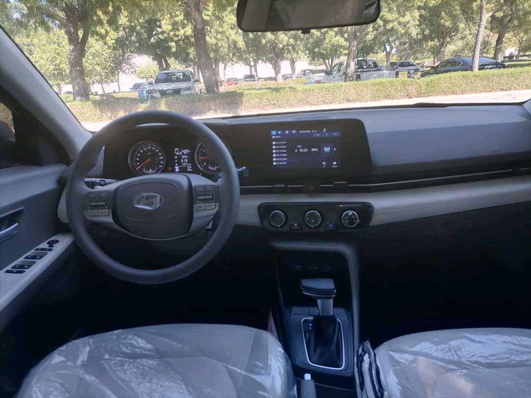 HYUNDAI ACCENT 2025
