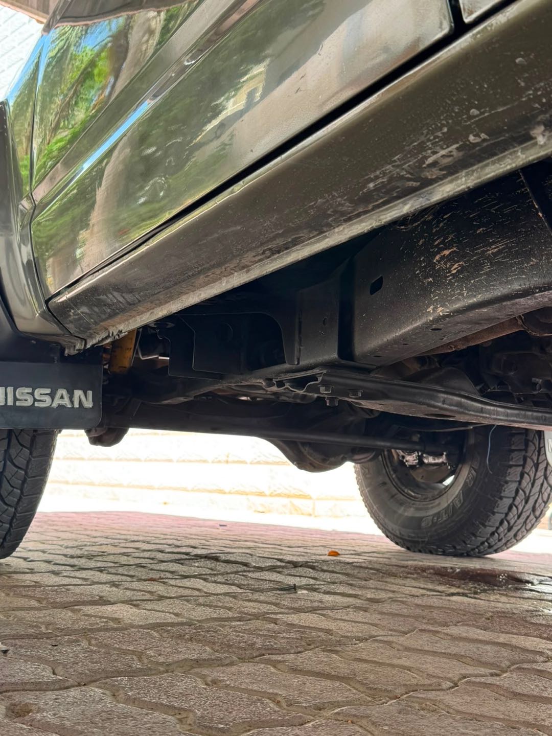 Car Image 1997 NISSAN SAFARI 